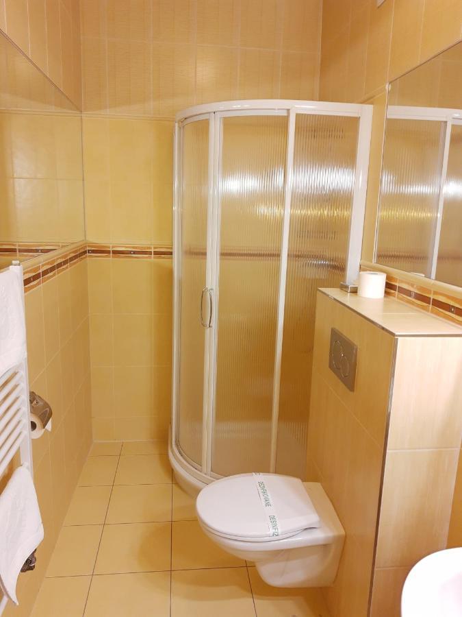 Hotel Air Holíč Eksteriør billede
