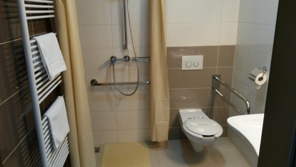 Hotel Air Holíč Eksteriør billede